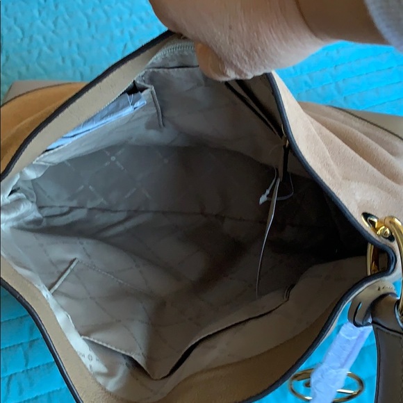 Michael Kors Lg Shoulder Nicole Suede Leather Tan - Picture 16 of 16